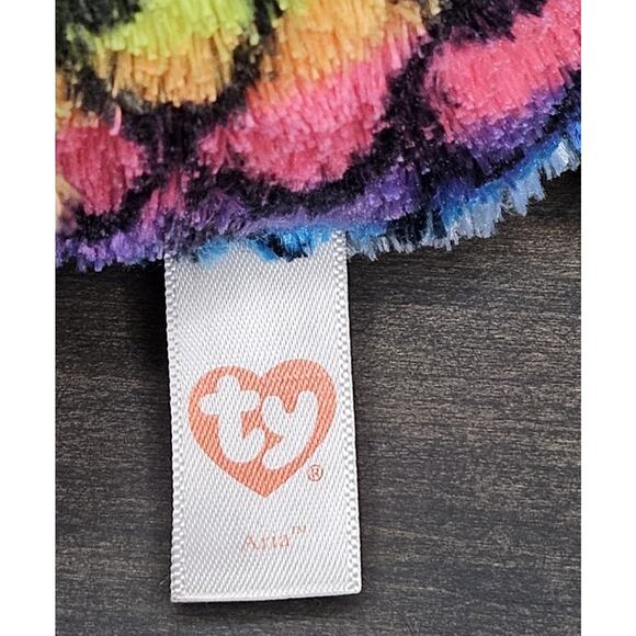 Ty ARIA Rainbow Striped Owl 6” Beanie Boo Retired Exclusive RARE - Picture 3 of 3